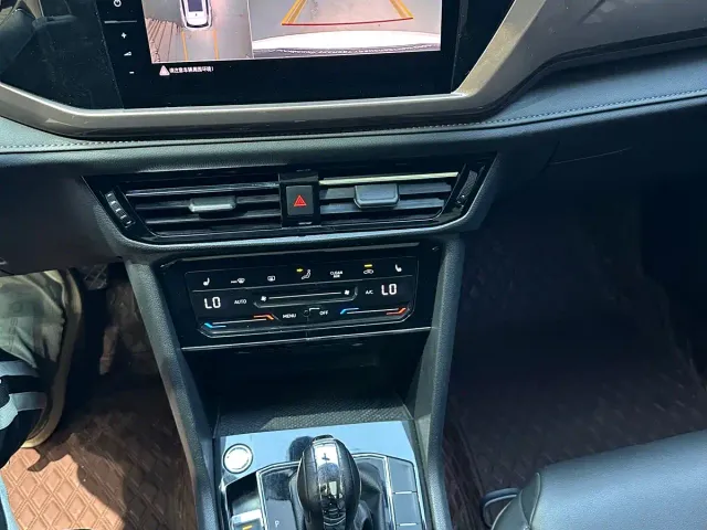 Volkswagen Tharu — Фото автомобиля 16