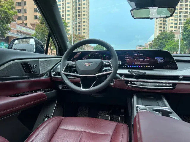 Cadillac XT5 — Фото автомобиля 11
