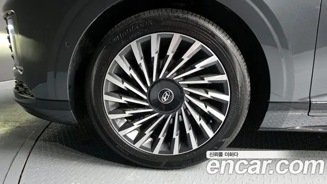 Hyundai Grandeur — Фото автомобиля 5