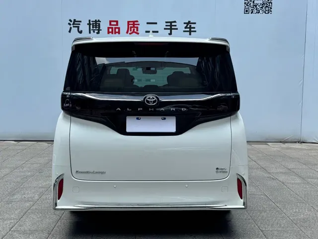 Toyota Alphard — Фото автомобиля 8