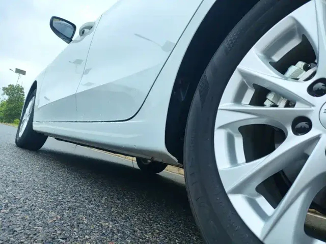 Roewe i5 — Фото автомобиля 21