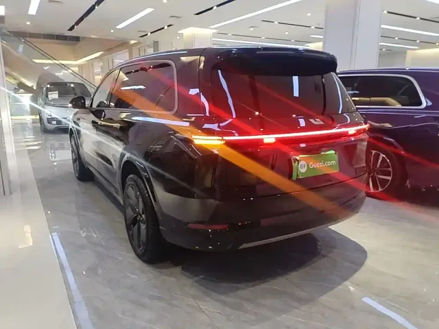 Li Auto L9 — Фото автомобиля 4