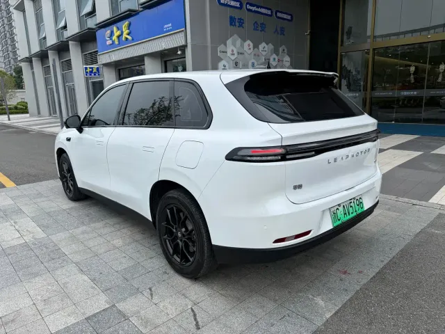 Leapmotor Leapmotor C10 2024 530 Comfort Edition — Фото автомобиля 14
