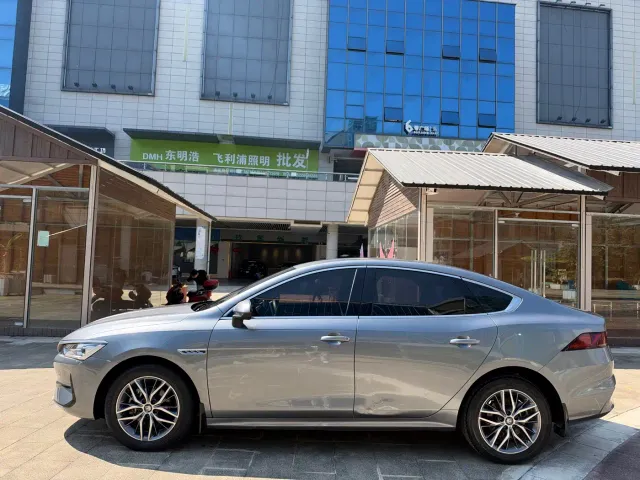 BYD Qin PLUS — Фото автомобиля 3