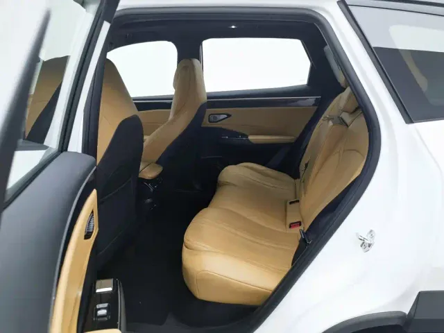 Geely Galaxy L7 — Фото автомобиля 15