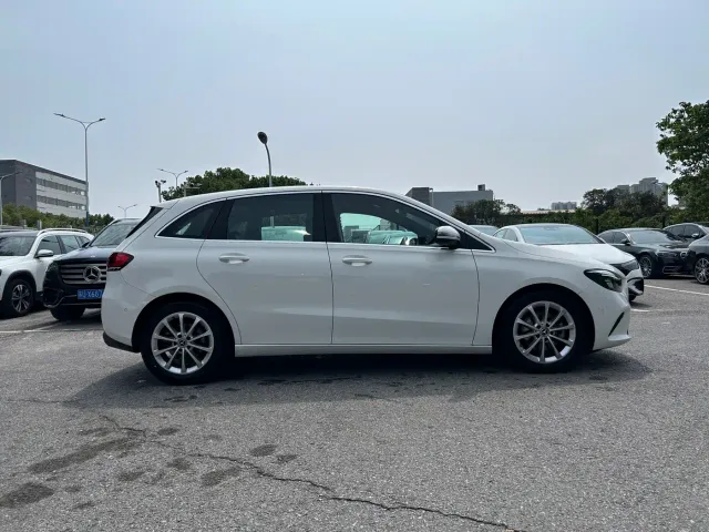 Mercedes-Benz B-Class — Фото автомобиля 14