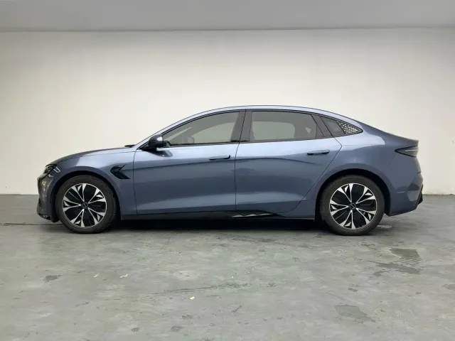 BYD Seal — Фото автомобиля 12