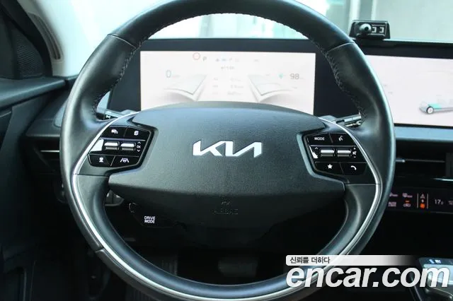Kia EV6 — Фото автомобиля 9