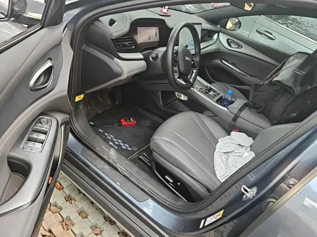 BYD Seal 07 DM-i — Фото автомобиля 15
