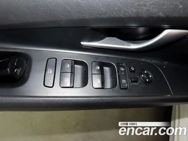 Hyundai Avante — Фото автомобиля 13