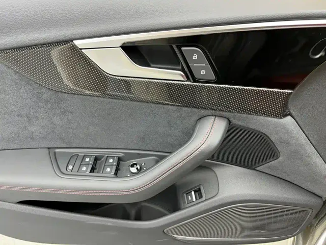 Audi S4 — Фото автомобиля 19