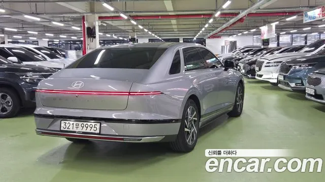 Hyundai Grandeur GN7 — Фото автомобиля 4