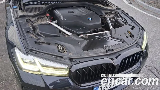 BMW 5 Series G30 — Фото автомобиля 6
