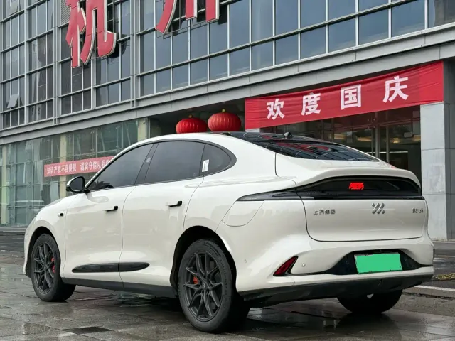 IM Motors LS6 — Фото автомобиля 4