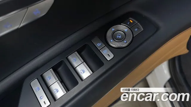 Genesis GV80 2.5T Бензин AWD — Фото автомобиля 27