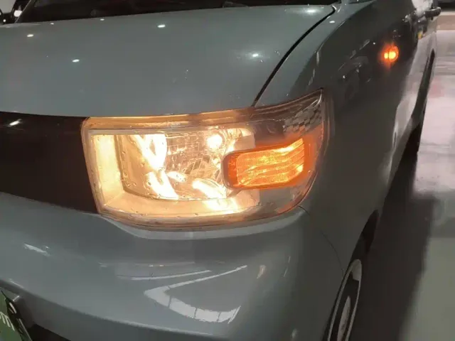 Wuling Hongguang Mini EV — Фото автомобиля 23