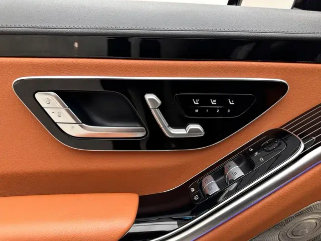 Mercedes-Benz S-Class — Фото автомобиля 15