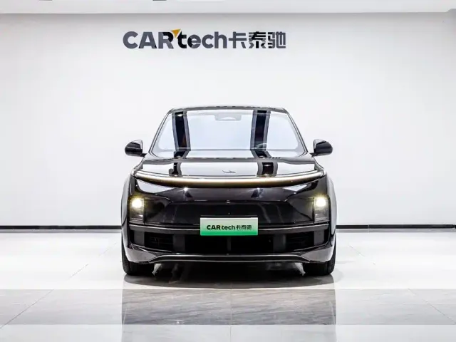 Li Auto Li L8 2023 Pro — Фото автомобиля 4