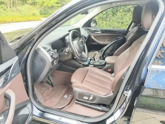 BMW X3 — Фото автомобиля 8