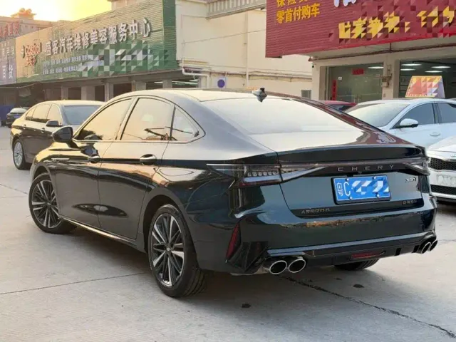 Chery Arrizo 8 — Фото автомобиля 4