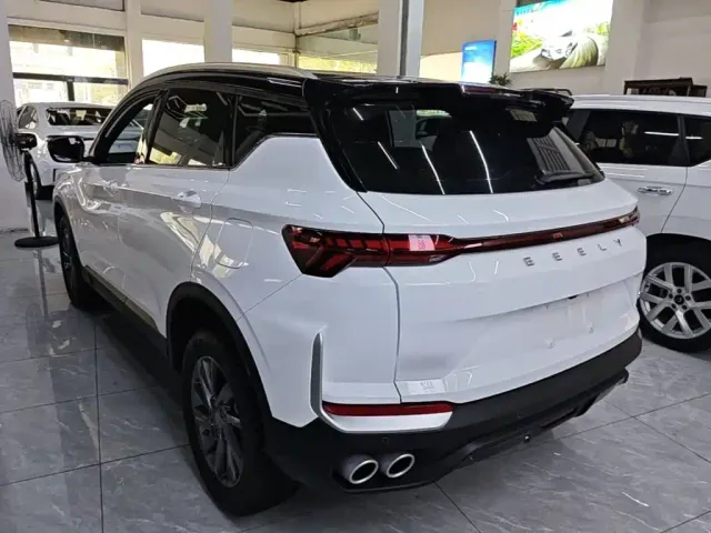 Geely Binyue — Фото автомобиля 4