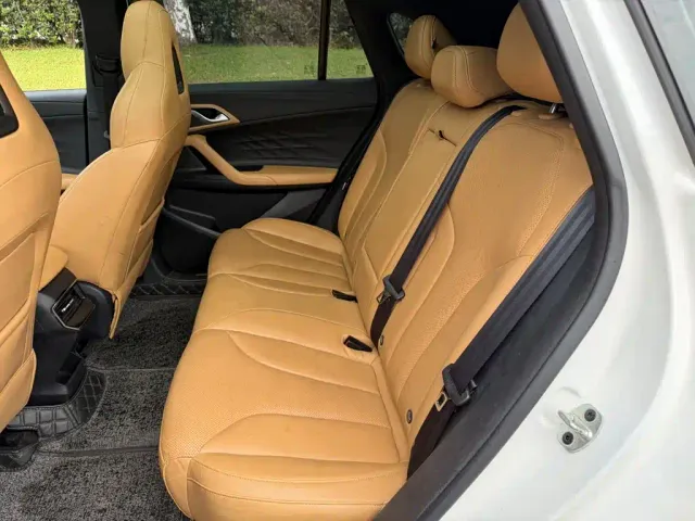 Roewe RX5 — Фото автомобиля 12