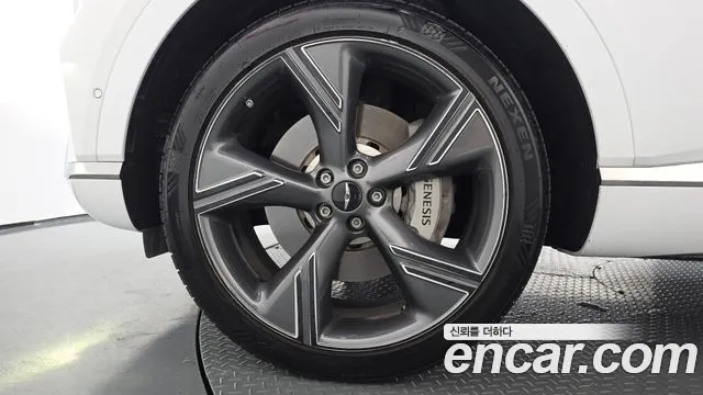 Genesis GV80 2.5T Бензин AWD — Фото автомобиля 2