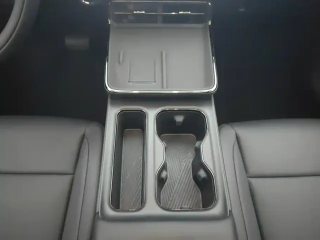 Toyota BoZhi 3X — Фото автомобиля 16