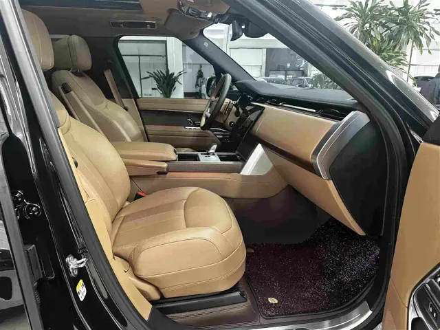 Land Rover Range Rover — Фото автомобиля 17