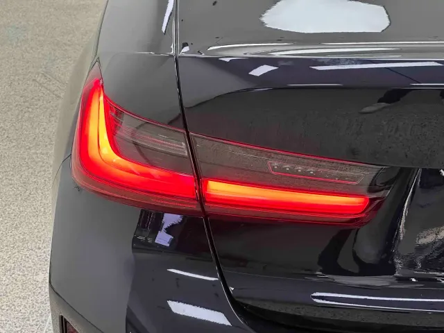 BMW 3 Series — Фото автомобиля 27
