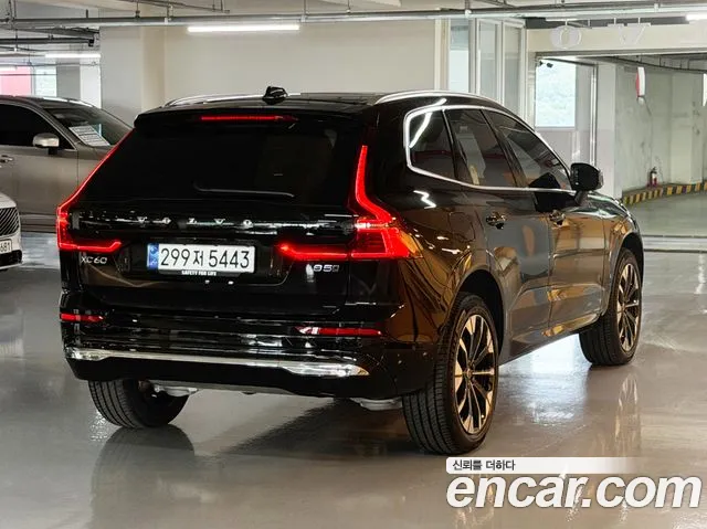 Volvo XC60 Generation 2 — Фото автомобиля 2