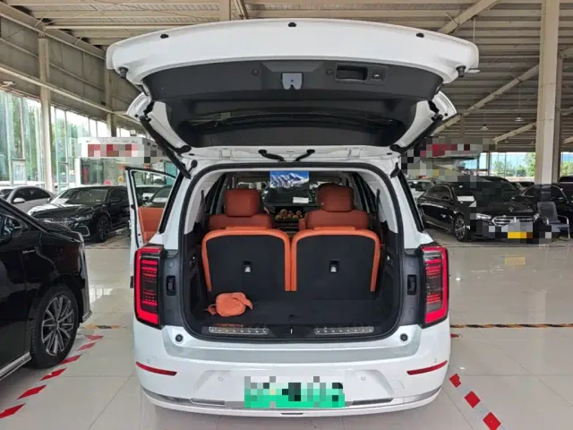GAC Trumpchi Xiangwang S9 — Фото автомобиля 18