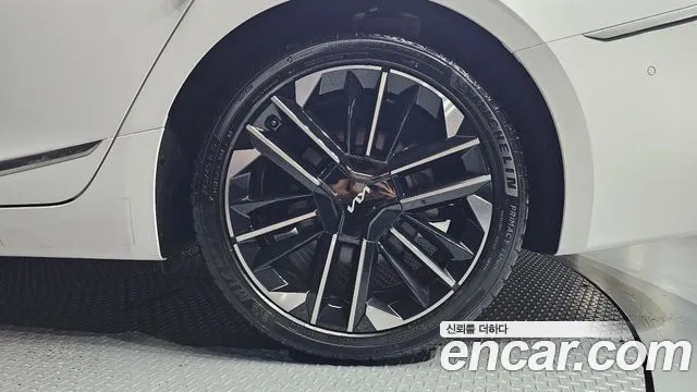 Kia K8 K8 (New) Hybrid — Фото автомобиля 21