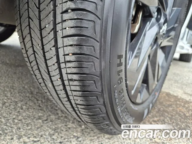 Hyundai Avante CN7 — Фото автомобиля 9