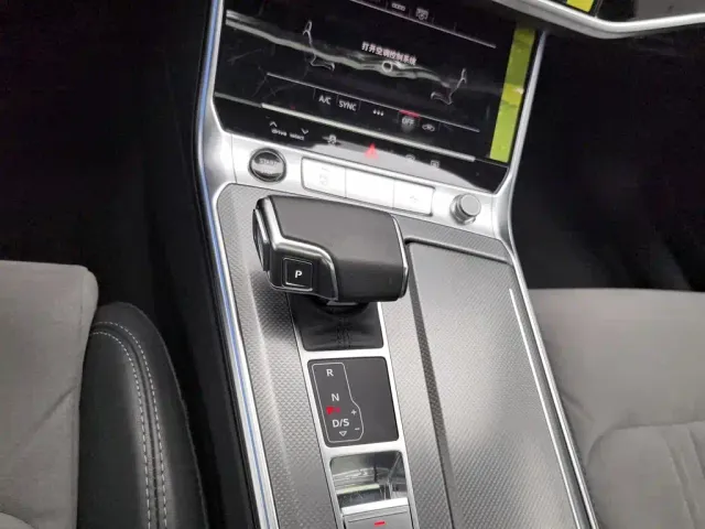 Audi A6L — Фото автомобиля 13