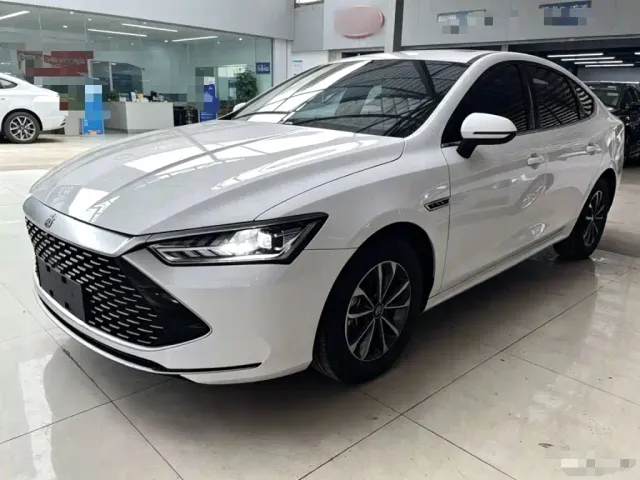 Фотография автомобиля — BYD Qin PLUS