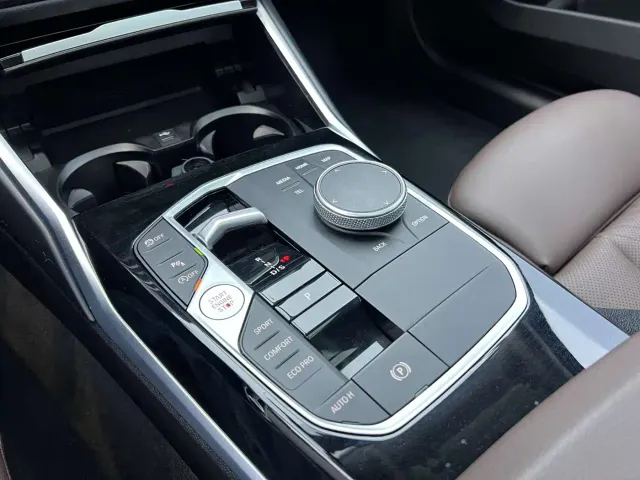 BMW 3 Series — Фото автомобиля 9