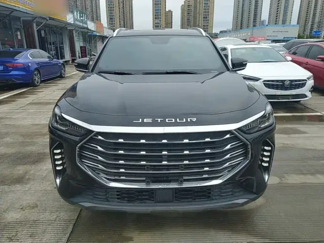 Jetour X70 Plus — Фото автомобиля 2
