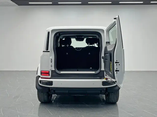 iCAR V23 — Фото автомобиля 9