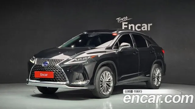 Фотография автомобиля — Lexus RX