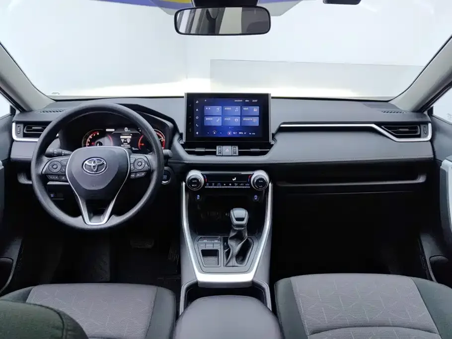 Toyota RAV4 Rongfang 2022 2.0L CVT 2WD Trend Edition — Фото автомобиля 12