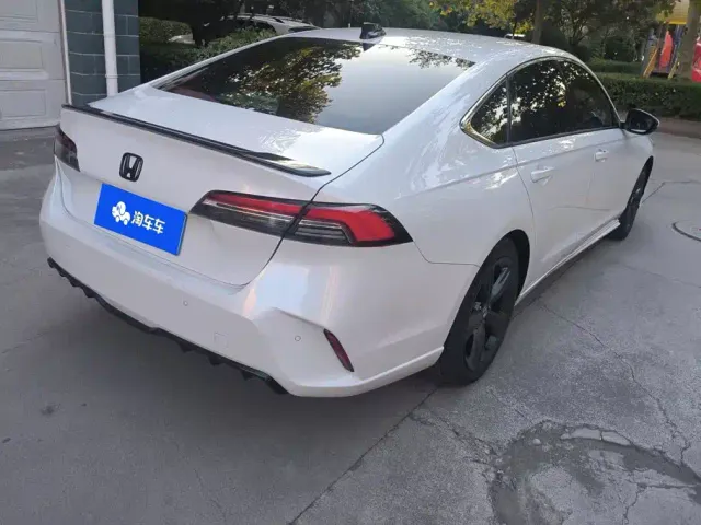 Honda Inspire — Фото автомобиля 3