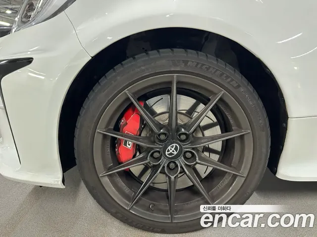 Toyota Yaris(Vitz) — Фото автомобиля 18