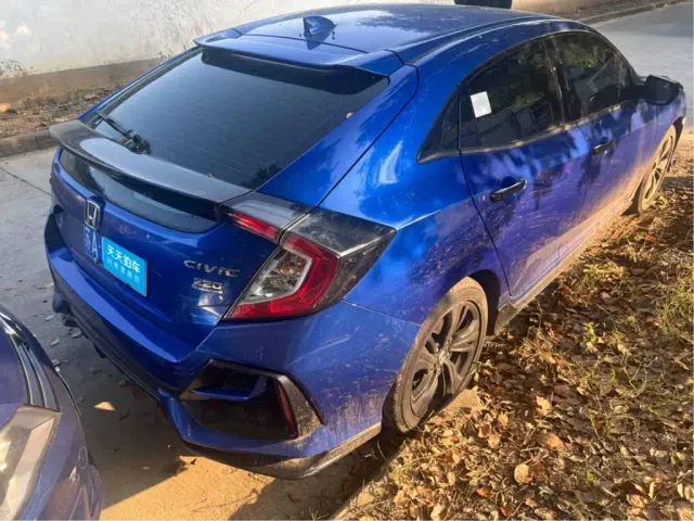 Honda Civic — Фото автомобиля 2
