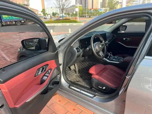 BMW 3 Series — Фото автомобиля 8