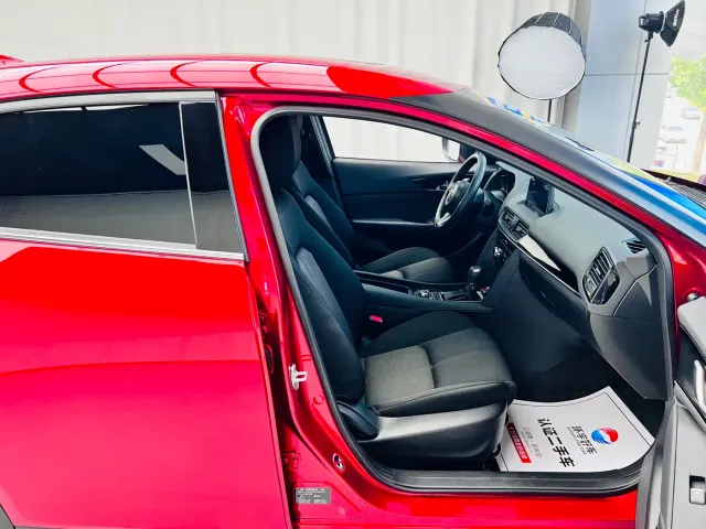 Mazda CX-4 — Фото автомобиля 22