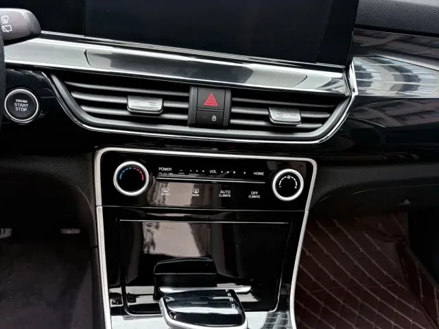 Kia Seltos — Фото автомобиля 17