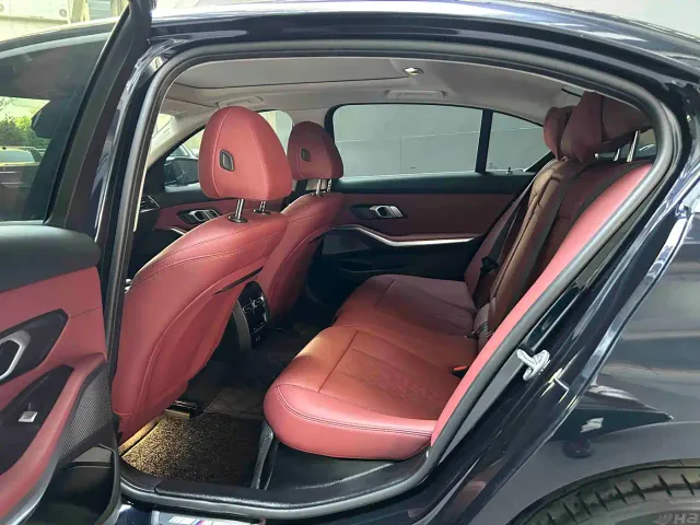 BMW 3 Series — Фото автомобиля 5