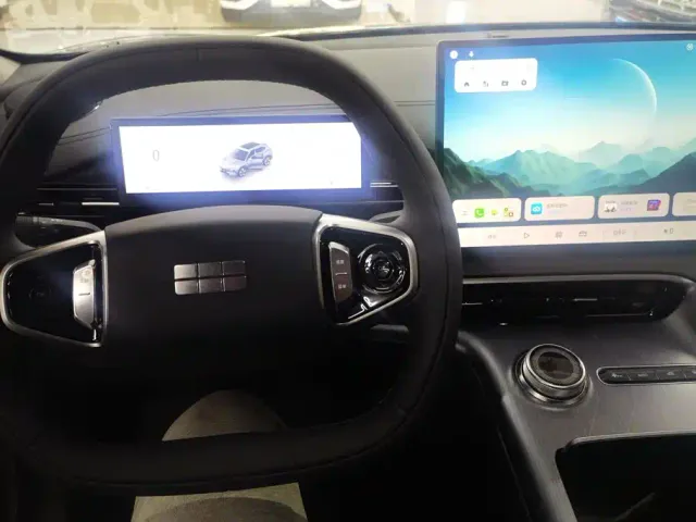 Geely Galaxy E5 — Фото автомобиля 12