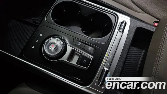 Kia Carnival 4th Gen — Фото автомобиля 9